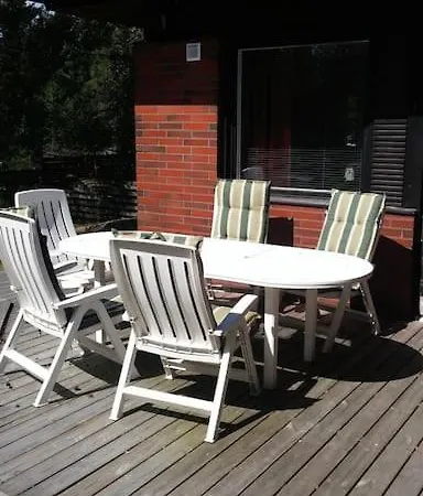Kotimaailma - Cozy And Spacious House Appartamento Naantali