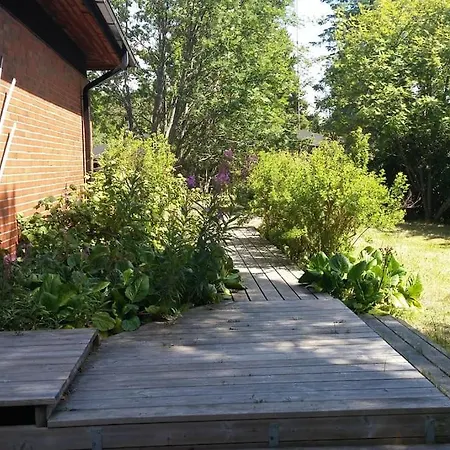 Kotimaailma - Cozy And Spacious House Apartment *