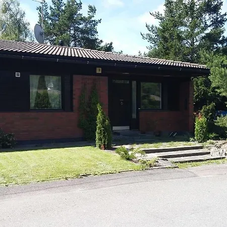 Kotimaailma - Cozy And Spacious House * Naantali